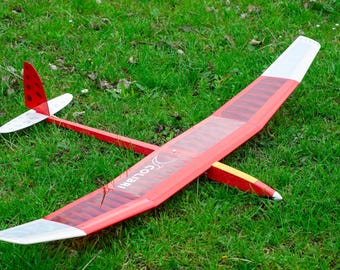Planeador RC Colibri de 1,5 m / Planos DXF para modelos de balsa / Listo para cortar con láser y construir por uno mismo