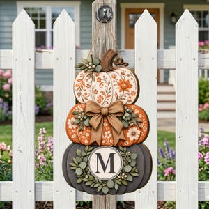 Décoration de porte citrouille personnalisée, panneau de porche monogrammé automnal personnalisé, décoration de porte d'entrée de style ferme automnale, cadeau de Thanksgiving, CADEAU 2026