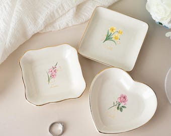 Personalized Birth Watercolor Flower Ring Dish,Bridesmaid Gift,Birth Month Flower Jewelry Dish,Bridesmaid Gift,Gift For Friends,Gift for mom