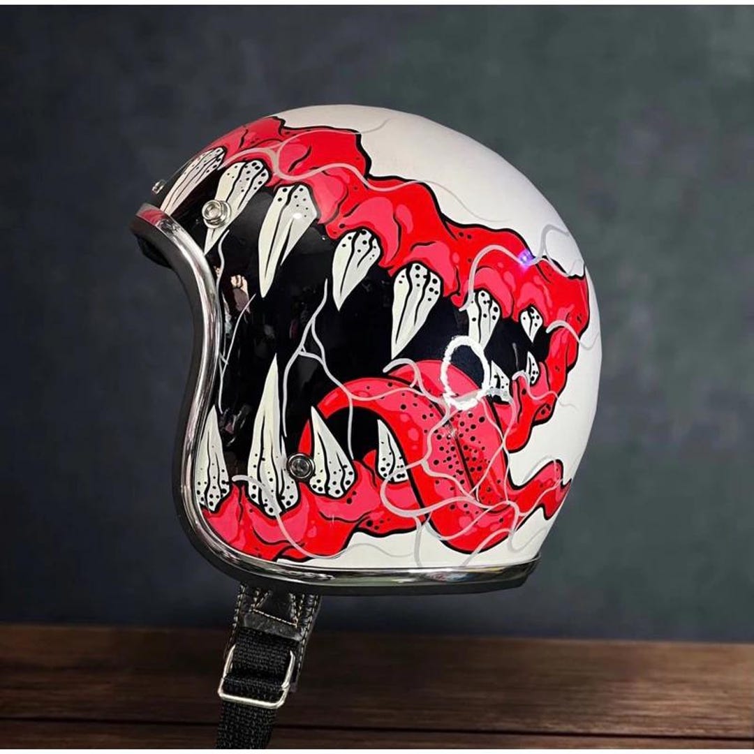 New ! Vintage Helmet Slimhead 500TX Custom Handpaint Venom BOBBER