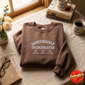 Broderad doktorsexamenströja, doktorsexamenspresent, doktorsexamenskläder