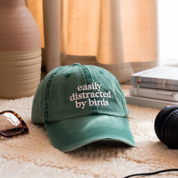 Gorra de béisbol bordada, Fácilmente Distraído por los Pájaros, Gorra Divertida para Observadores de Aves