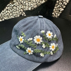 Hand Embroidery White Daisy Washed Hat, Wildflowers Embroidered Hat, Personalized Baseball Cap, Vintage Embroidered Floral, Hat For Woman