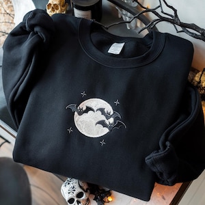 Broderad fladdermöss-tröja, gotisk Halloween-tröja med grafisk design