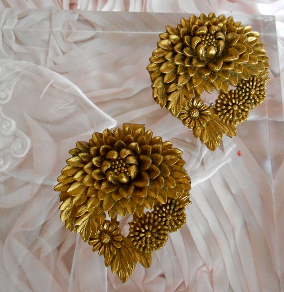 1940's Gold Floral Celluloid Dress Clips - image 1