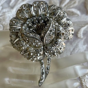 1940&#39;s Rhinestone Floral Brooch