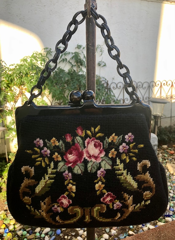 Lovely 1930's Needlepoint Purse