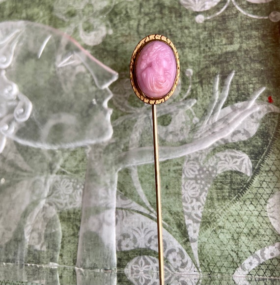 Victorian Pink Cameo Stickpin