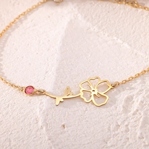 Custom Birth Flower Bracelet – Dainty Floral Charm Jewelry in 925 Silver