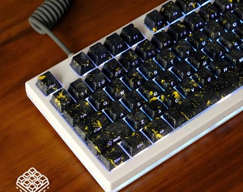 Golden Night Sky Keycaps: 135 PBT Double Shot Shine Through Cherry Profile Set