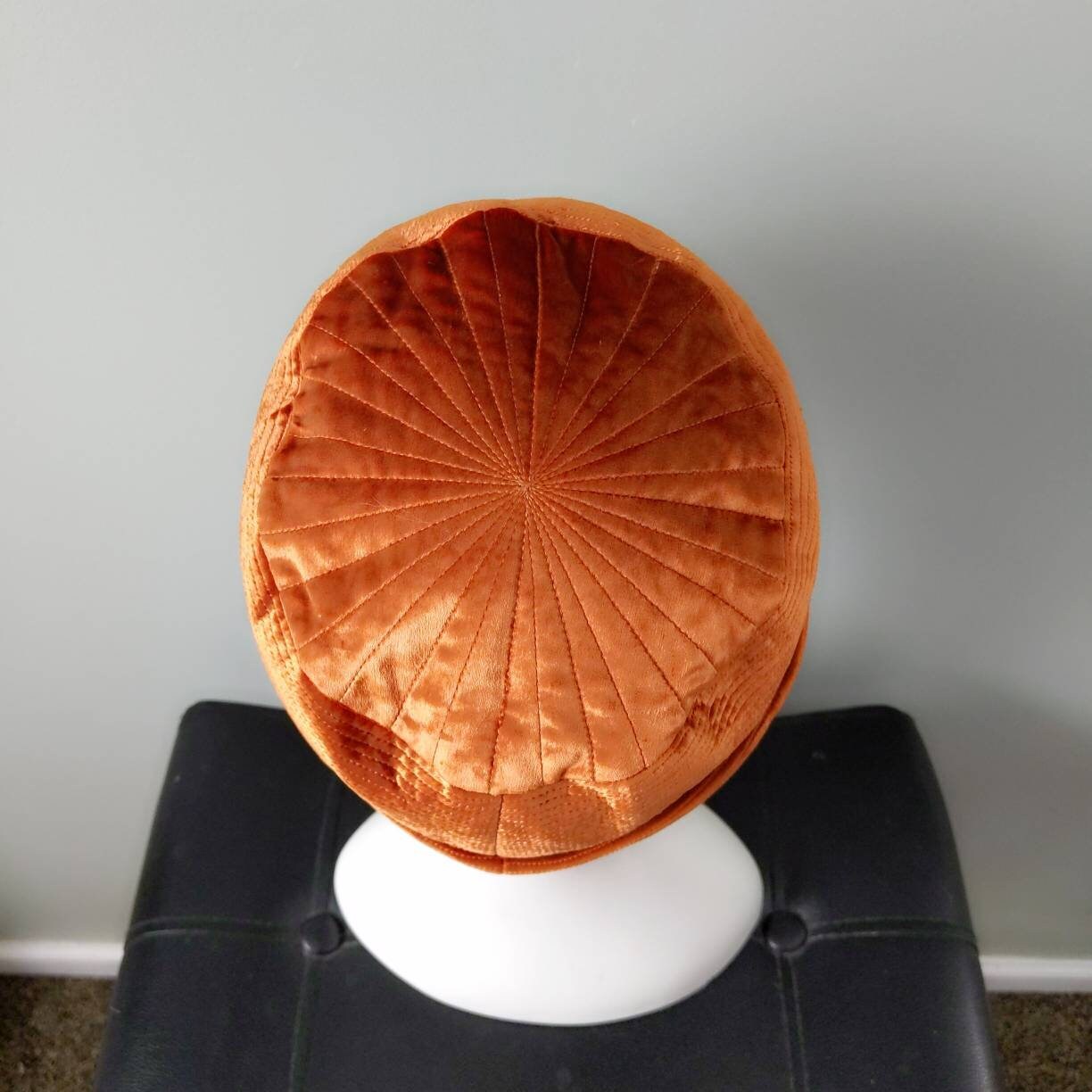 Vtg 1960s Mr. John Jr Halle Brothers Pumpkin Orange Velvet  display picture 1