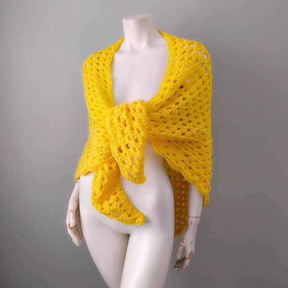 Vintage Lemon Yellow Wool Crochet Afghan Knit Sha… - image 3
