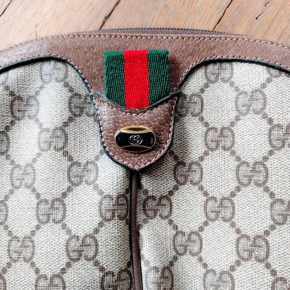 Vintage 1980s Gucci GG Supreme Coated Canvas Clutch Logo Monogram