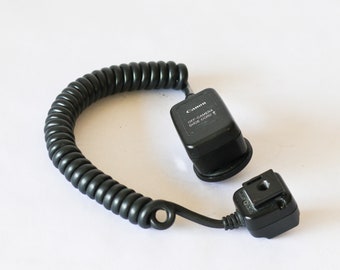 Canon Off-Camera Shoe Cord 2 Used