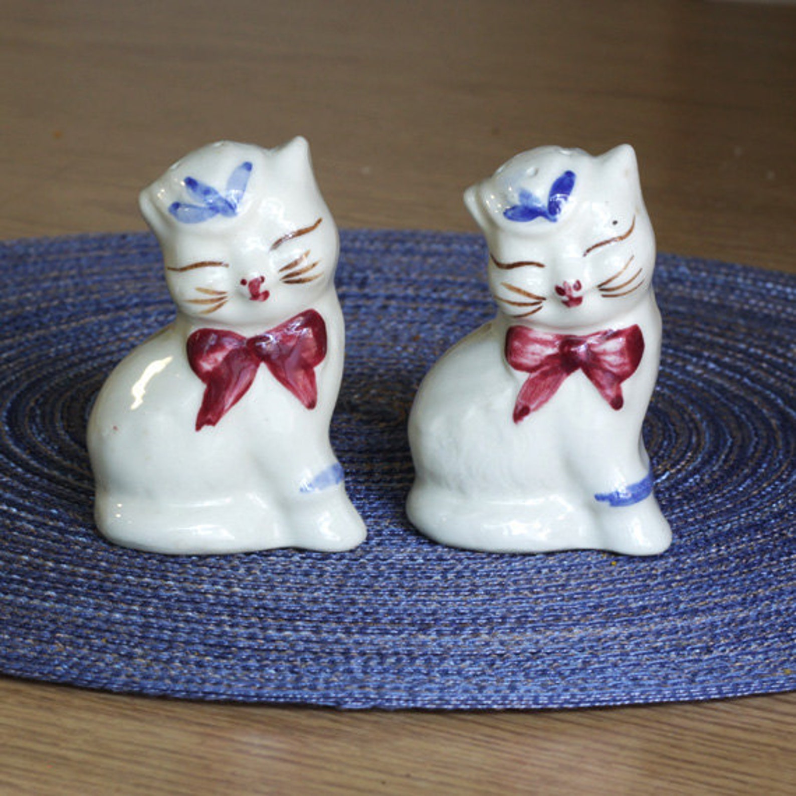 Shawnee Cat Salt and Pepper Shakers Etsy
