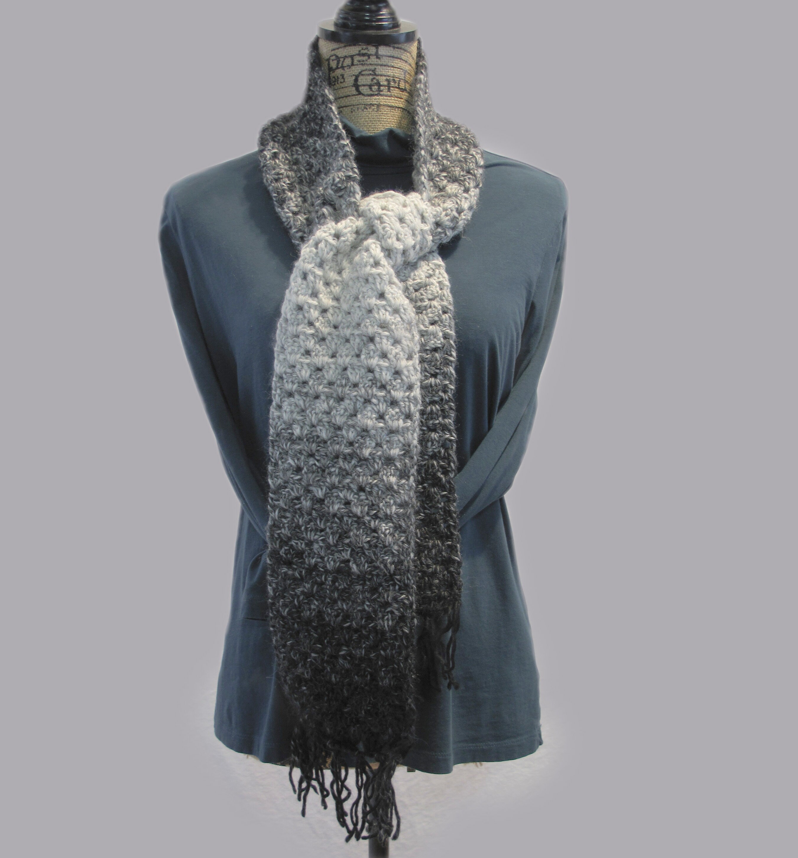 Lion Brand Scarfie Black Cream Acrylic Wool Fringed Scarve Etsy