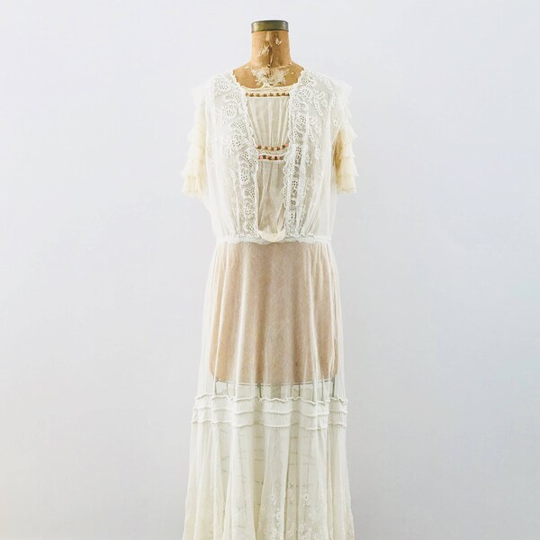 1910s Edwardian Lace Dress/Tulle Lace/Ribbonwork Rosette/Ruffled Sleeves/Vintage Wedding Dress