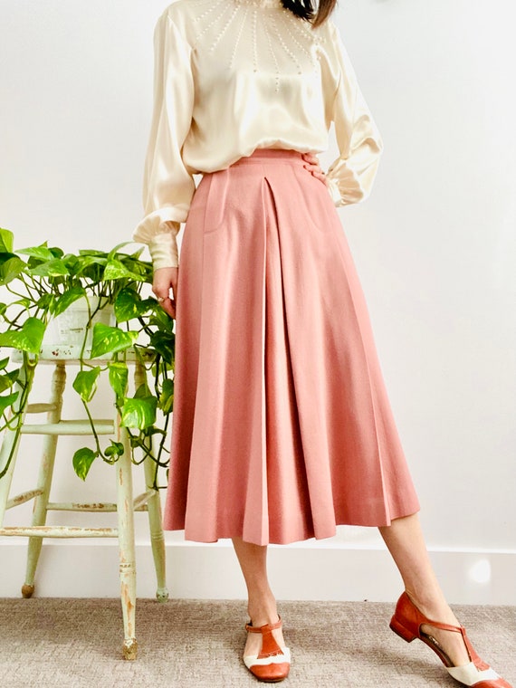 Vintage 1970s High Waisted Dusty Pink A Line Wool