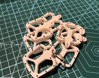 MTB flat pedal keychain