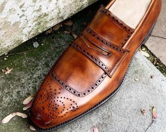 Mocasines Penny de cuero marrón patinado hechos a mano - Zapatos Brogue para hombre