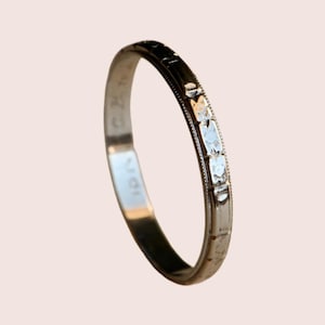 Vintage SIZE 9 1/2 US 1930s 18K orange blossom pattern wedding band