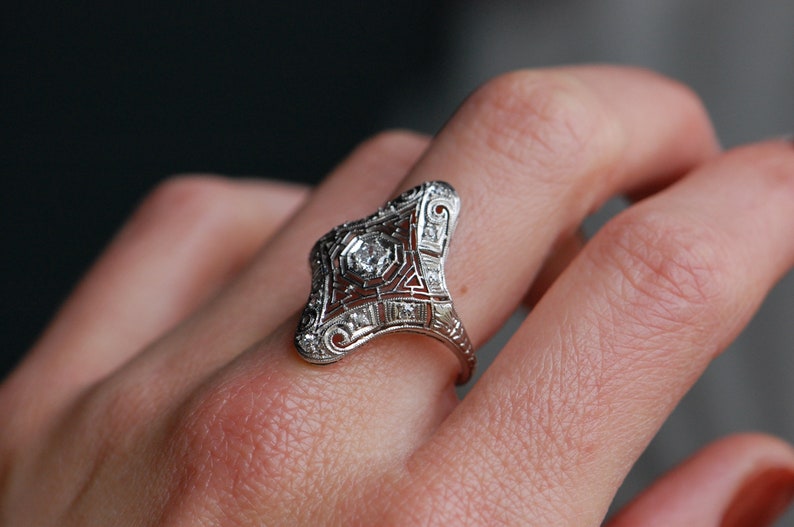 Antique 1920s platinum and diamond filigree cocktail ring GR59 image 6