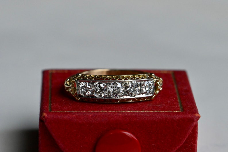 Vintage 1930s Art Deco 14K five-diamond fretwork wedding engagement band image 5