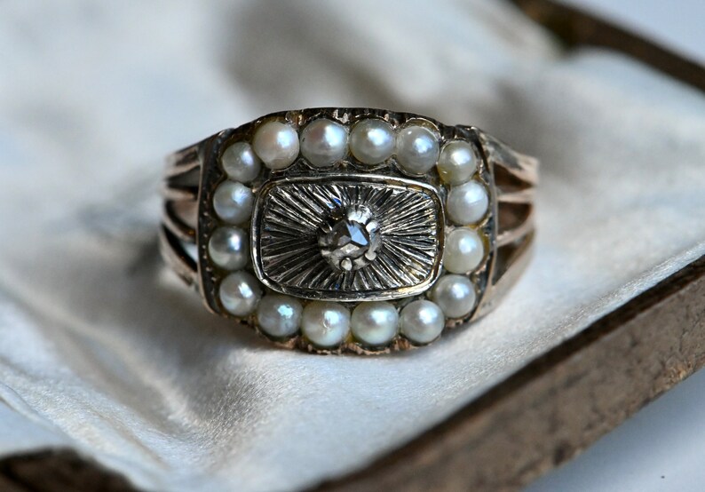 Antique 1810s 10K and silver Georgian memorial ring with pearls and diamond image 5