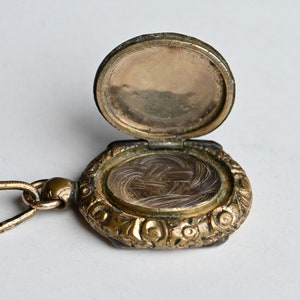 Antique Victorian gold-filled locket with hair work and photograph image 2