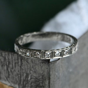 Antique 1-11-27 6 US Art Deco 1920s 18K five-diamond wedding or anniversary band image 5