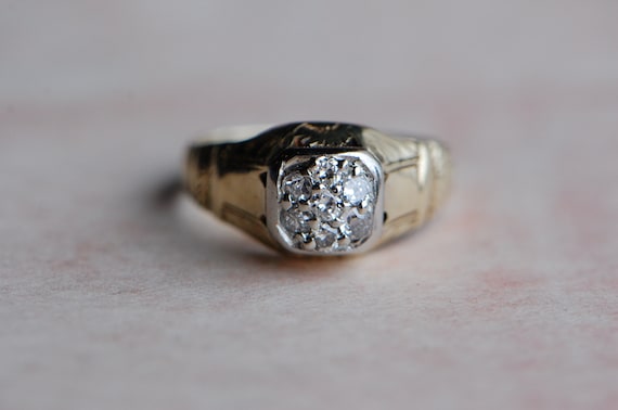 Antique Art Deco 1940s 14K hand engraved diamond … - image 1