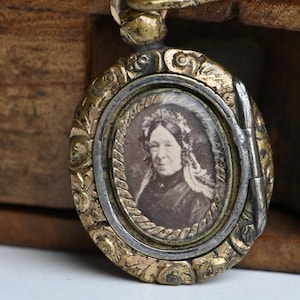 Antique Victorian gold-filled locket with hair work and photograph image 1
