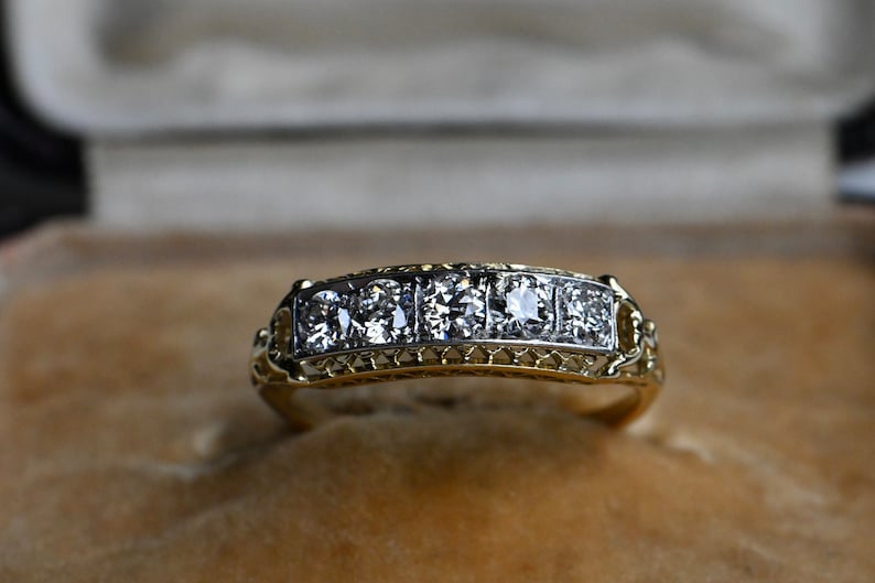 Vintage 1930s Art Deco 14K five-diamond fretwork wedding engagement band image 4