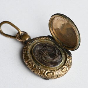 Antique Victorian gold-filled locket with hair work and photograph image 6