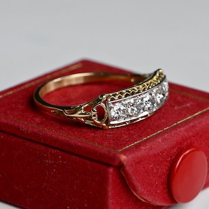 Vintage 1930s Art Deco 14K five-diamond fretwork wedding engagement band image 8