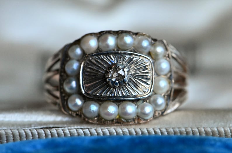 Antique 1810s 10K and silver Georgian memorial ring with pearls and diamond image 2