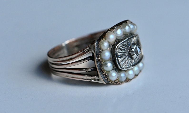 Antique 1810s 10K and silver Georgian memorial ring with pearls and diamond image 3