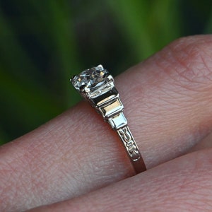 Vintage 18K Art Deco 1930s 1.12 carat OEC diamond engagement ring image 7