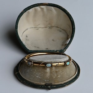 Antique 1900s Victorian 14K opal station hinge bracelet
