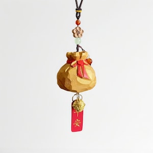 Ciondolo porta soldi in legno fatto a mano, adorabile accessorio creativo per auto, regalo perfetto per buona fortuna, decorazione, regalo ideale per famiglia e amici.