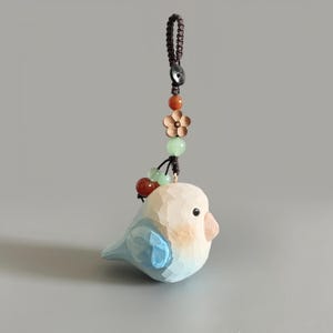 Porte-clés perroquet en bois fait main - Mignon et créatif. Idéal pour voiture/sac d'école, cadeau parfait pour les amateurs d'oiseaux. Cadeau idéal pour un ami, un ami ou un membre de la famille