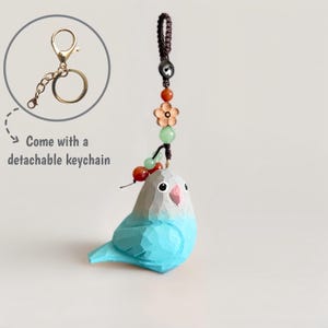 Handmade Wooden Parrot Keychain - Cute & Creative. Ideal for Car/Schoolbag, Perfect Gift for Bird Lovers.Ideal Gift to Friend,Bestie,Family