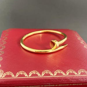 Vintage Juste un Clou bracelet 18k gold size 19