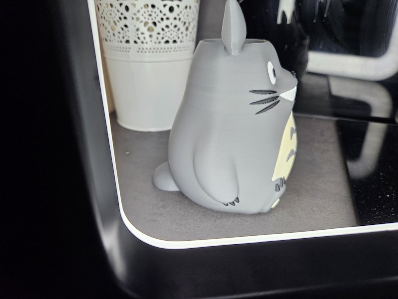 Totoro Pen Holder: 3D Printed Studio Ghibli Desk Organizer image 3