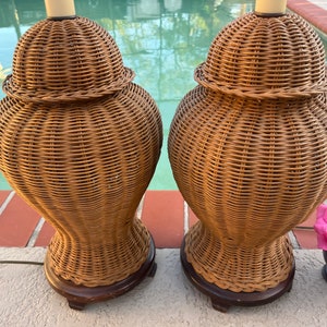 PAIR Vintage Mid Century Chinoiserie Natural Wicker Ginger Jar Table Lamps, Vintage Wicker Lamps