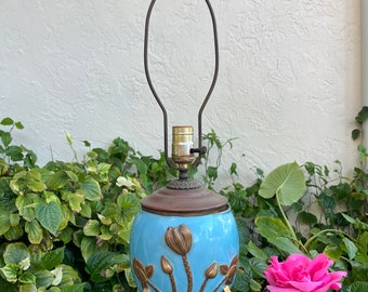 Blue and Gold Ginger Jar Lamp with tulips and filigree base and finial, Vintage Chinoiserie tulip ginger jar lamp, gorgeous blue lamp