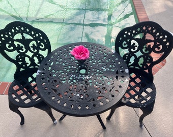 SHABBY CHIC TABLE Chairs Cast Aluminum Garden Patio Table and chairs, Shabby Chic Victorian Garden Cottage style