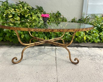 Gold Gilt Iron Coffee Table with Oval Glass top, Vintage Gilt Iron and Glass-Top Oval Cocktail Table, Oval coffee table