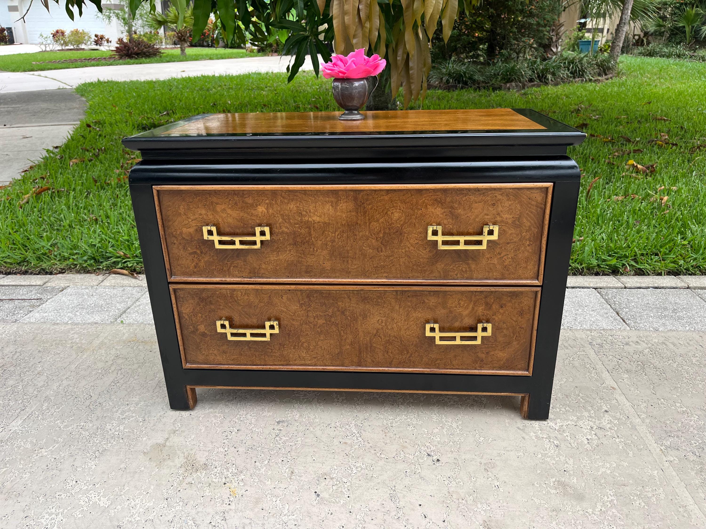 CENTURY CHIN HUA by Raymond Sobota Asian Nightstand, Chinoiserie End Table Bedside Chest at Retro Daisy Girl