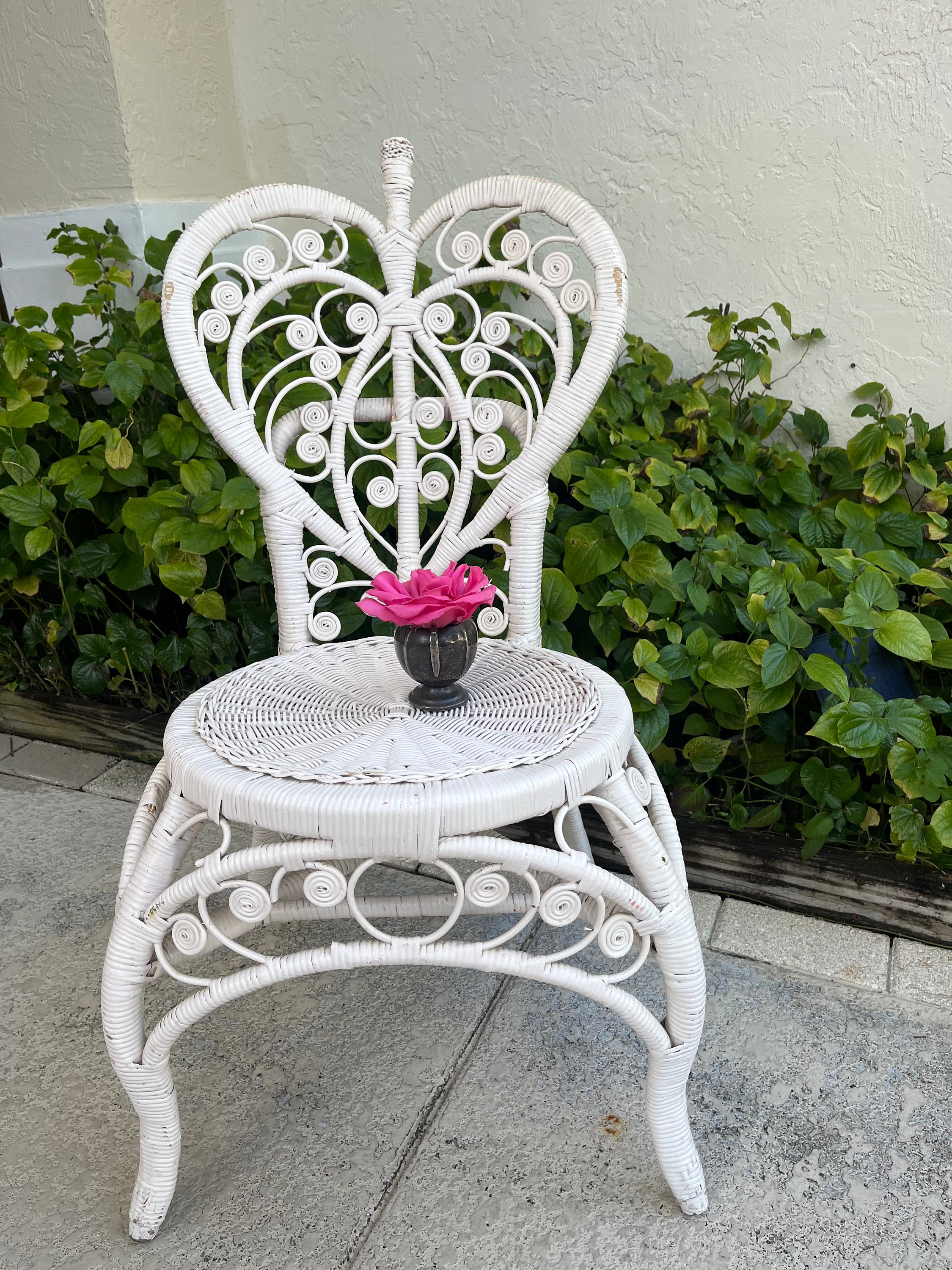 Heart swivel store vanity chair